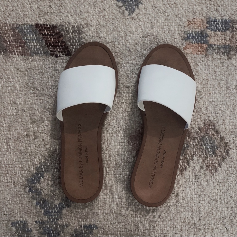 Woman by Common Projects Slide Flats — Size 6